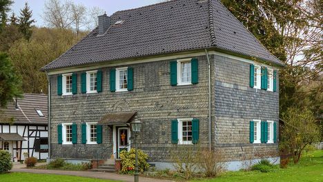 Odenthal Ortszentrum Pfarrhaus